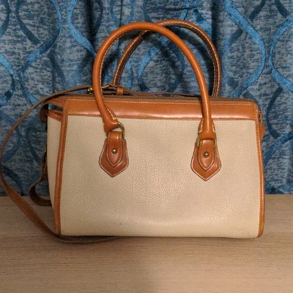 SOLD Dooney & Bourke London Tan and Cream Satchel with Vintage Charm Crossbody - Picture 4 of 8